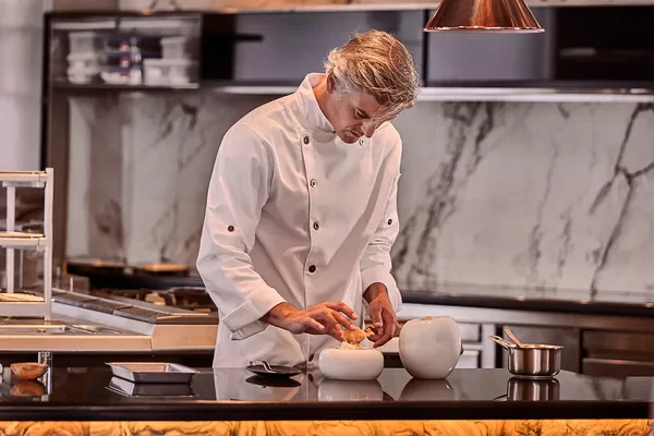 Juan Suárez de Lezo, chef at SEXTO